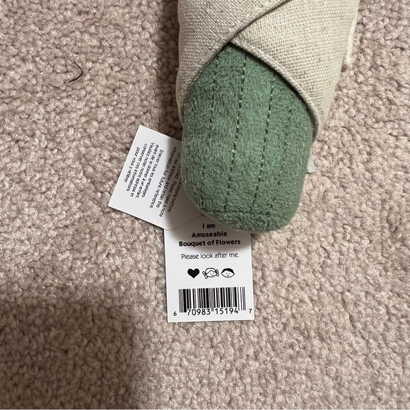 Jellycat Plush Flower Bouquet - Picture 3 of 3